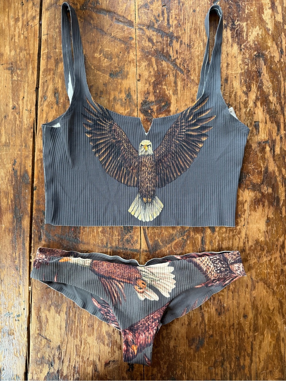 Boys & Arrows eagle 🦅 small & medium like new & nwot
